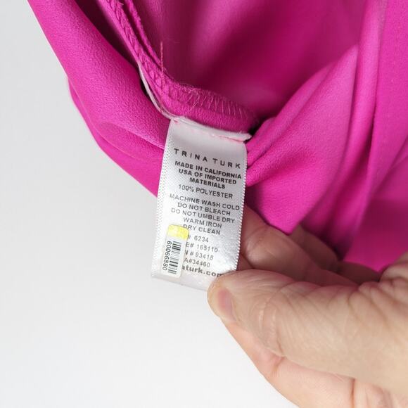 Trina Turk Pink Priya Crepe Sleeveless Split Neck Top Size S - Picture 5 of 7